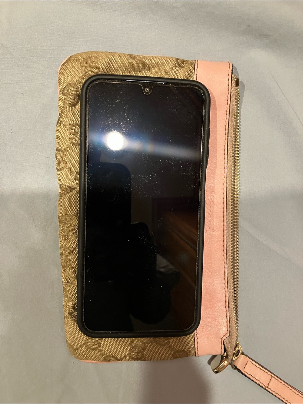 Gucci Beige Monogram Wristlet with Pink Trim and Gold Hardware - Picture 5 of 16